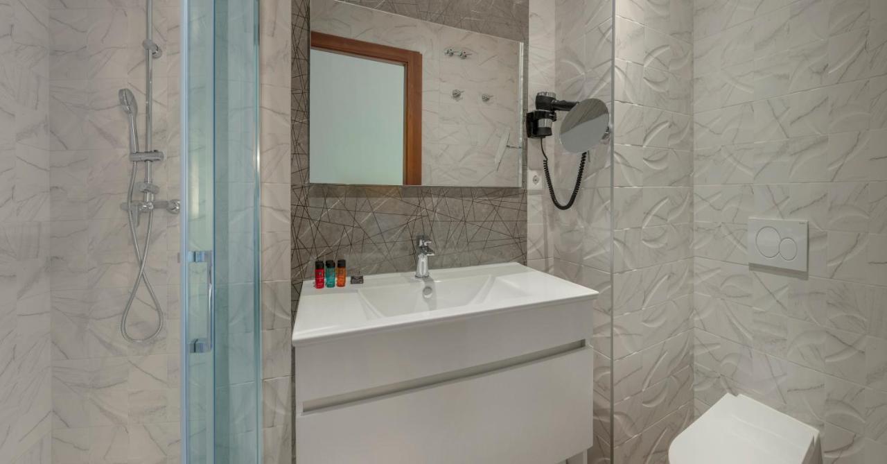 Sh Suite Palace (Adults Only) Valencia Exterior foto